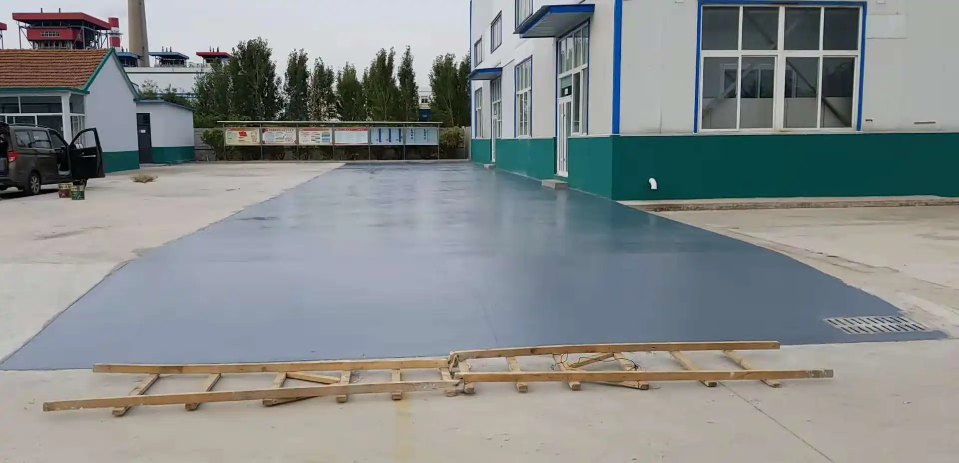 湛江车间厂房地坪漆修补翻新